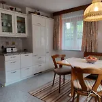 Herlinde Daire